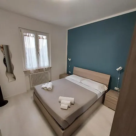 Apartmentsgarda - Velia 23 *